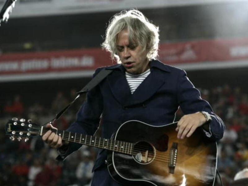 Sir Bob strutting his stuff. 