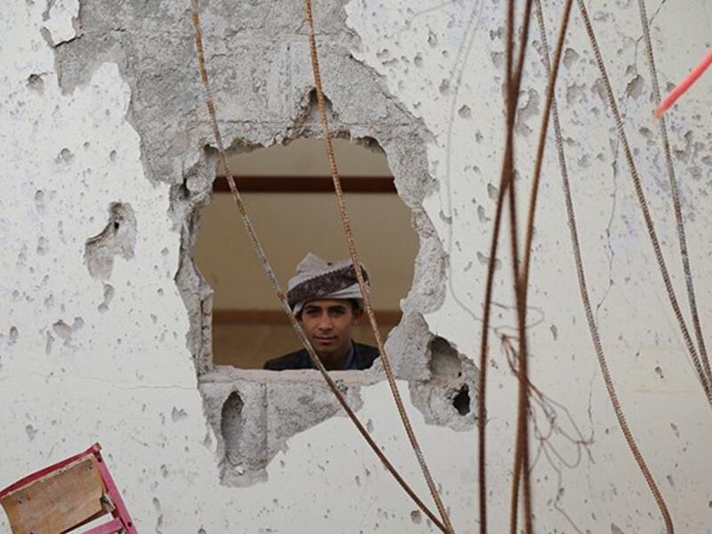 Going back to school in a war zone in Yemen (Twitter)