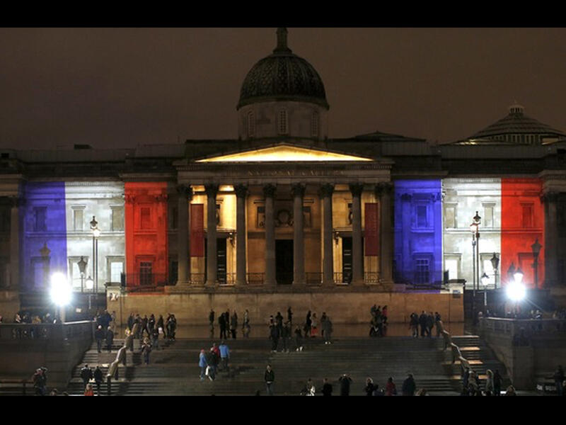 trafalgar square french flag 