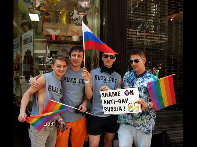 gay parade russia 