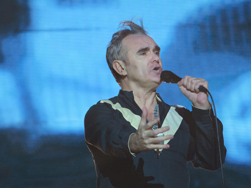 Morrissey bludgeoned the audience with an aggressive rendition of The Smiths classic  “Meat is Murder.”  (Flickr/Melissa Godoy)