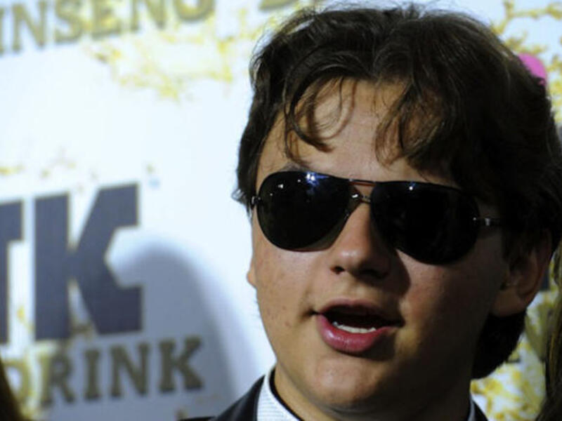 A 'thriller' story turns out false. No Kuwaiti princess for MJ's son.