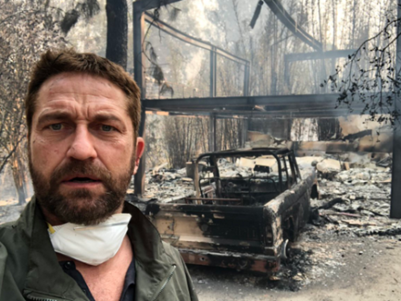 جيرارد بتلر: نشر صورة لبقايا منزله المتفحم في ماليبو وأرفقها بالقول: "عدت إلى منزلي في ماليبو بعد عملية الإخلاء، وقت محزن عبر كاليفورنيا، شكرًا لجهود وتضحية رجال الإطفاء".