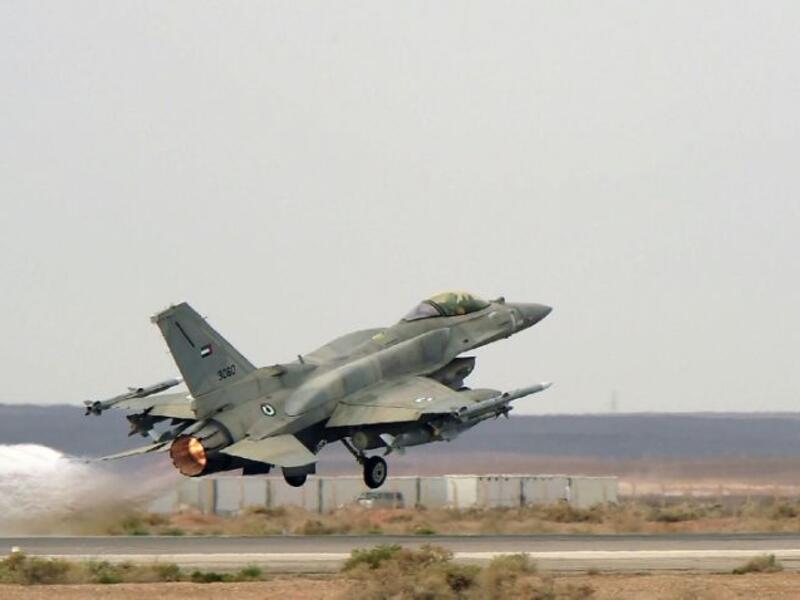 Iraqi warplanes destroys a Daesh terrorist site inside Syrian territory. (AFP/ File Photo)