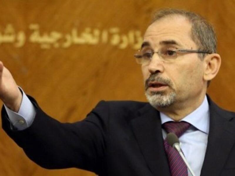 Jordanian Foreign Minister Ayman al-Safadi speaks during a joint press conference at the Foreign Ministry in Amman. (AFP Photo / Khalil Mazraawi)
