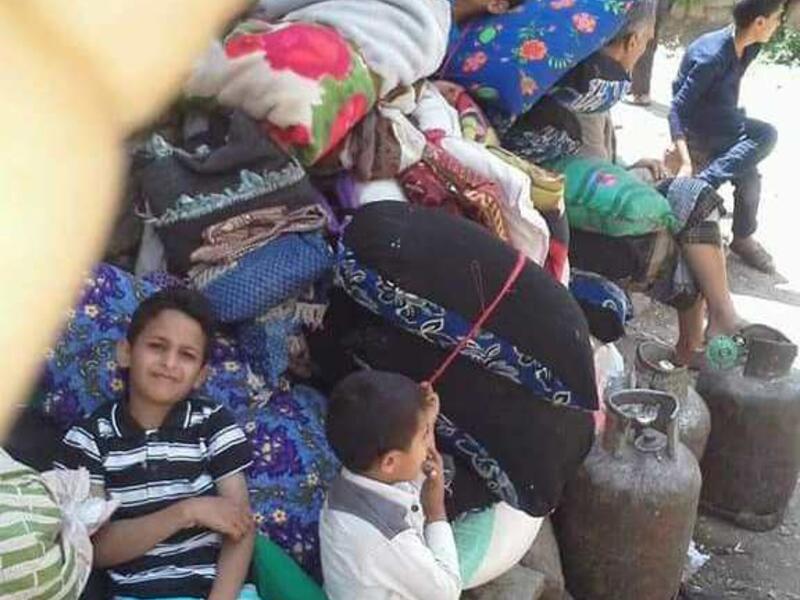 Yemen-i displaced family (Twitter)