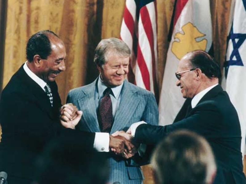 17th September 1978: Egypt & Israel sign Camp David Accords (Twitter)