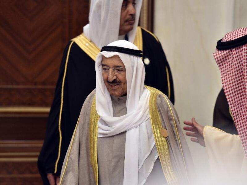 Saudi Arabia's King Salman bin Abdulaziz (R) welcomes Kuwait's Emir Sheikh Sabah al-Ahmad al-Sabah (C) at the Diriya Palace in the Saudi capital Riyadh during the Gulf Cooperation Council (GCC) summit on December 9, 2018.  Fayez Nureldine / AFP