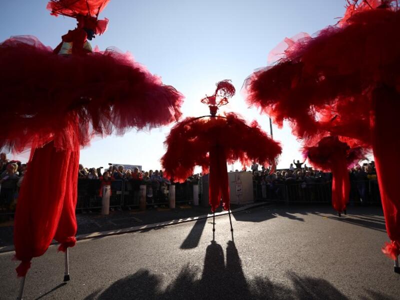 Artists take part in the Nice Carnival parade in Nice, southeastern France, on February 16, 2019. The 135th carnival runs from February 16 to March 2, 2019 and celebrates this year the "King of Cinema". 
VALERY HACHE / AFP