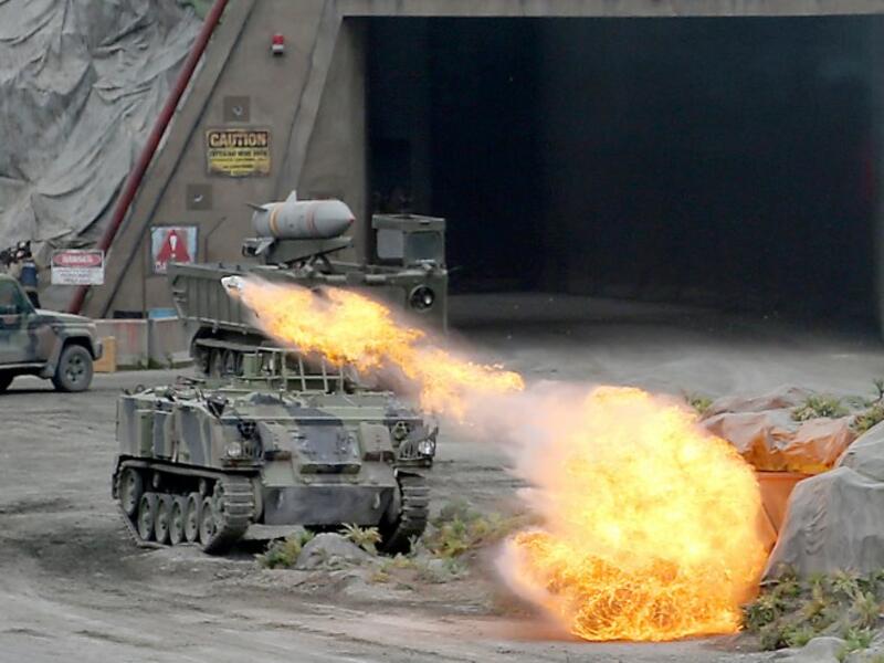 Members fo the UAE Armed forces perform a military drill during the opening of the International Defence Exhibtion and Confrence at the Abu Dhabi National Exhibtion Centre on February 17, 2019. 
AFP