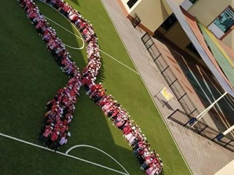 School children in UAE raise breast cancer awareness. (Twitter)