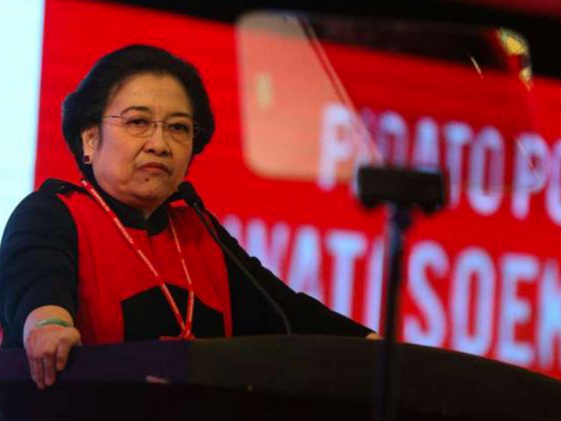 Megawati Sukarnoputri served as President of Indonesia from 2001-2004. She is currently leader of the Indonesian Democratic Party of Struggle, one of the largest political parties in Indonesia. 