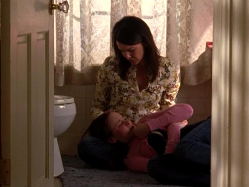 When Rory gets distraught that Logan has not contacted her, she drinks one too many. Instead of scolding her daughter as most of our parents would, Lorelai holds Rory’s hair back and sets up a massive junk food-fueled hangover breakfast. No judgements here, mamas.