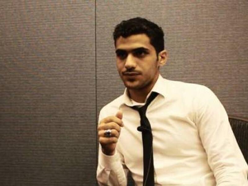 ولد محمد زيارة في كندا وترعرع في لوس أنجلوس وغزة ويعيش حالياً في ولاية شيكاغو الأميركية. وهو طالب في كلية الطب وناشط وخطيب ويهوى اليوتيوب. ذهب في زيارة عام 2015 إلى مالي بأفريقيا، حيث جمع فريقه تبرعات قيمتها نصف مليون دولار لبناء المدارس والمساجد.