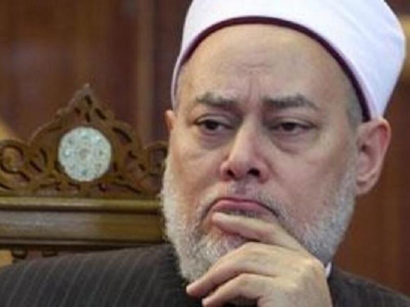 Jumma, may be a Mubarak-appointed Mufti perhaps an Azhari affiliate: exposed as being engaged in several secret marriages. One of particular scandal-worthy note, is identified as the grand-daughter of former head of Azhar.