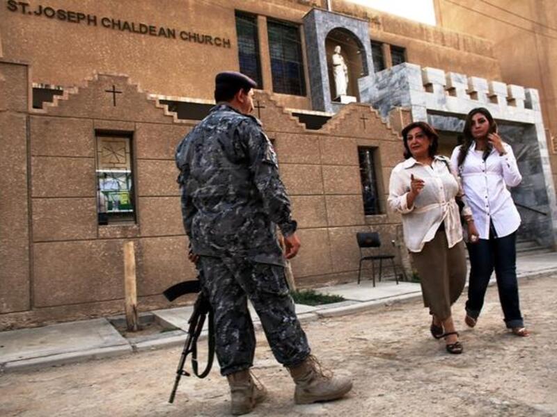 
يشعر الأقباط بالوهن أكثر من ذي قبل في فترة ما بعد مبارك؛ فلا بد بأنهم واعون في قرارة أنفسهم للدمار الذي حل بمسيحي العراق بعد سقوط صدام حسين التي أجبرت أكثر من نصف المسيحيين على الرحيل عن العراق بسبب موجة الصعود الإسلامي.