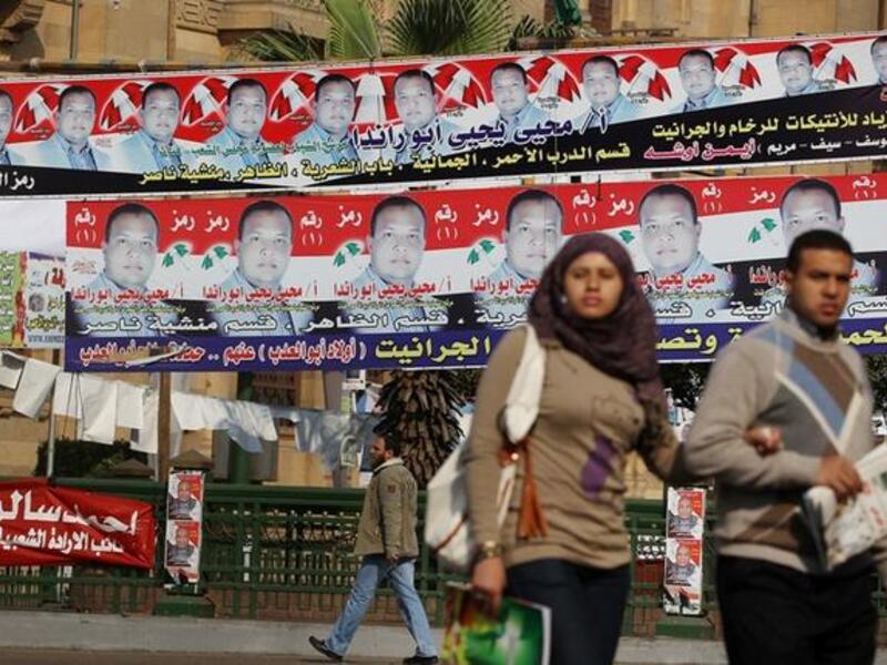 Changes in the parliamentary electoral law, manifestly a result of the revolution, include the modification of the minimum age:
The 'transitional' government approved the reduction in the minimum age for candidates from 30 to 25. The role played by
'youth' out in force in Tahrir, dominant through social media, may have encouraged this amendment.