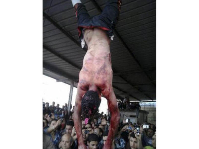 Egyptians string up a suspected thief