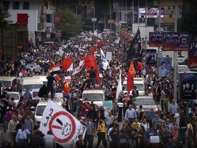 Egypt protests en-masse against Morsi's power grab