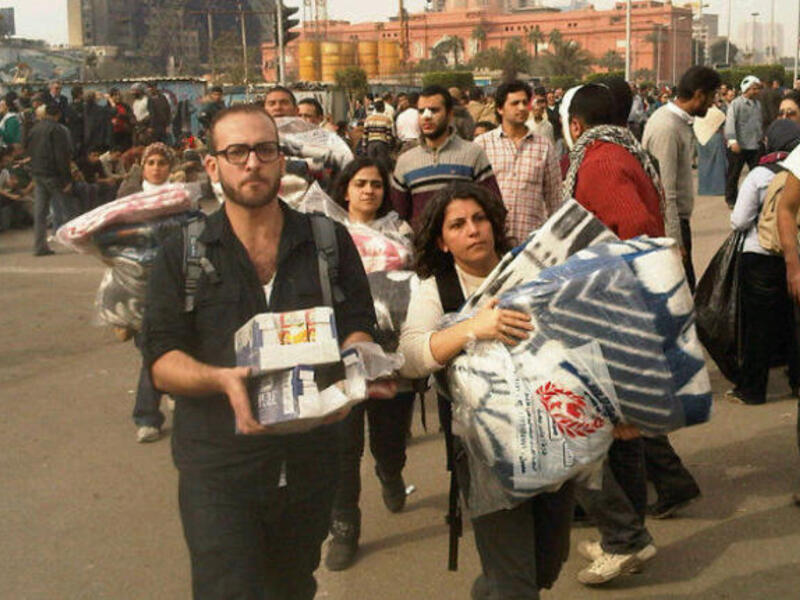 Support and supplies for the protesters. There was a light commotion on the source and sponsors of these reinforcements: KFC rations and talk of sums of money assigned to each man caused a stir.