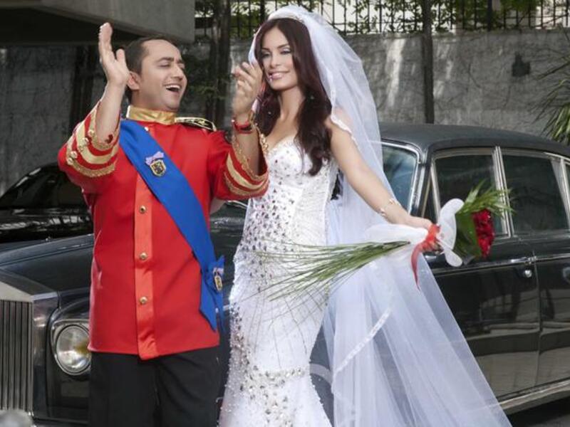 Imad al Rifai directs Dominique Hourani and Ali Al Deek in their new music video "Jai Aballi" ("You've come to mind").