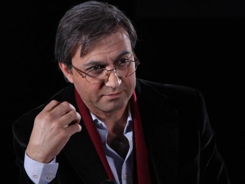 The "Fee Hadrat al Ghiyab" (In the Presence of Absence) occupies a prime position in the TV Ramadan schedule of 2011.