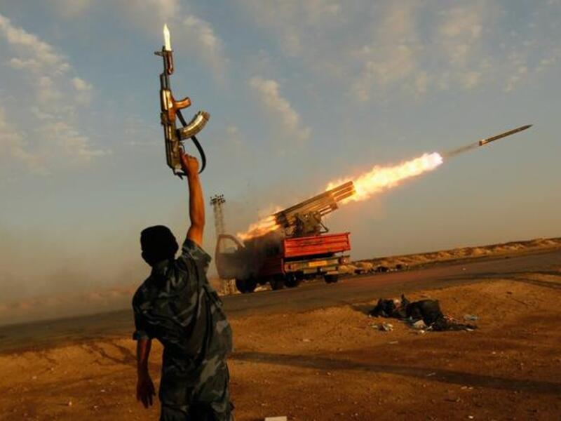 Libya rebels fight