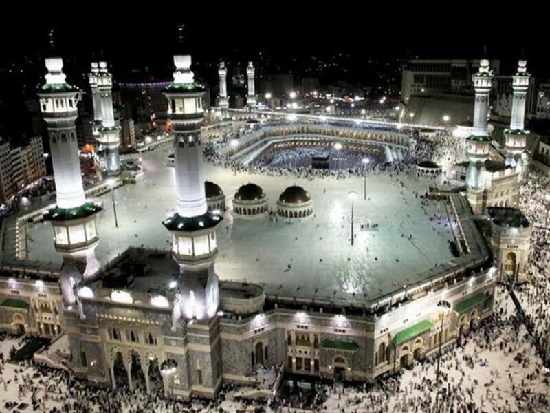 In 1987, Persia & Arabia came to blows at Mecca in the Hajj clash with Saudi security. A number of Shia pilgrims
die in the cross fire. Khomeini calls for Muslims to avenge the pilgrims' deaths by overthrowing the Saudi royal family. KSA severs 
ties with Iran, accusing their Persian neighbors of plotting to take down the royal house of Saud. 
