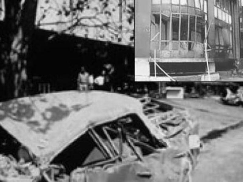 On March 12, 1993, a series of coordinated car bombings in Mumbai, India kill 257 and leave 1,400 wounded.