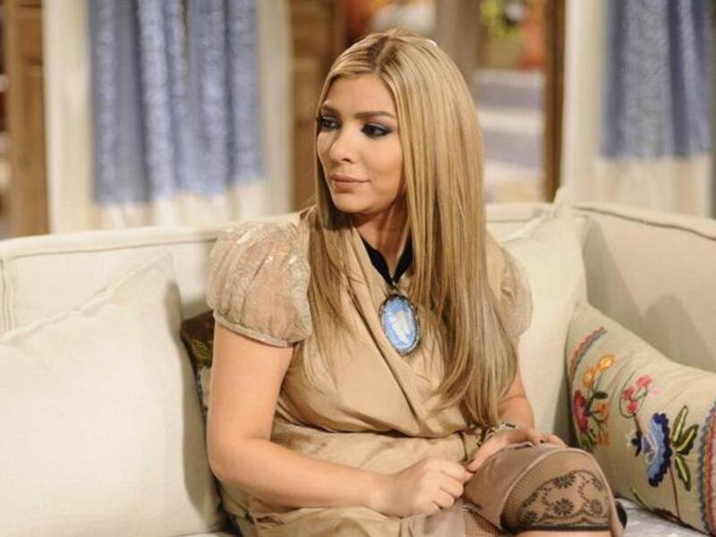 استطاعت النجمة السورية اصالة نصري ان تضيف لمسيرتها من خلال برنامج \"صولا\"، على الرغم من أن بعض الحلقات كانت مملة، ولكن عفويتها المعهودة جعلتها محبّبة على الشاشة