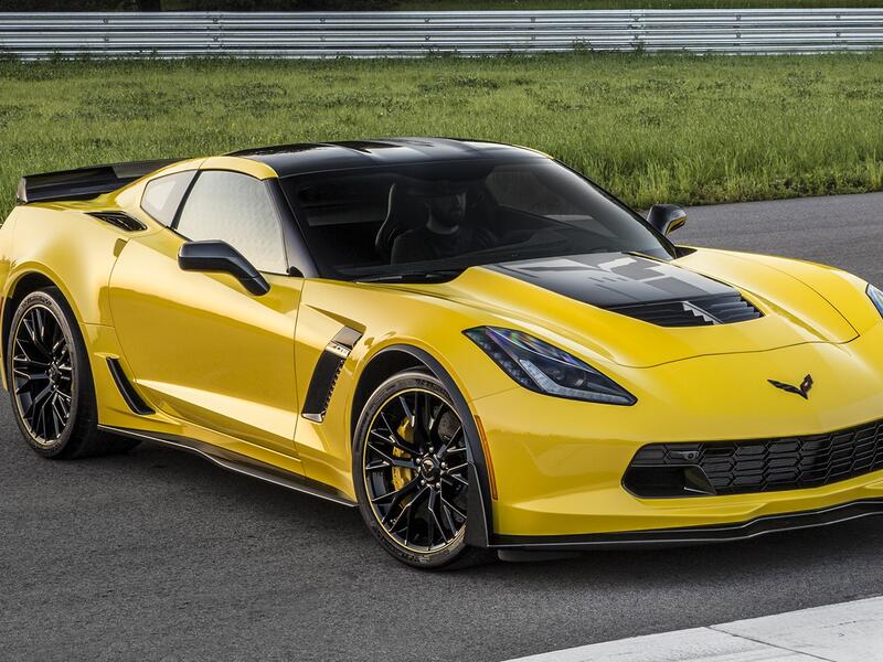 المركز الثاني: كورفيت سي 7.آر (Corvette C7.R)