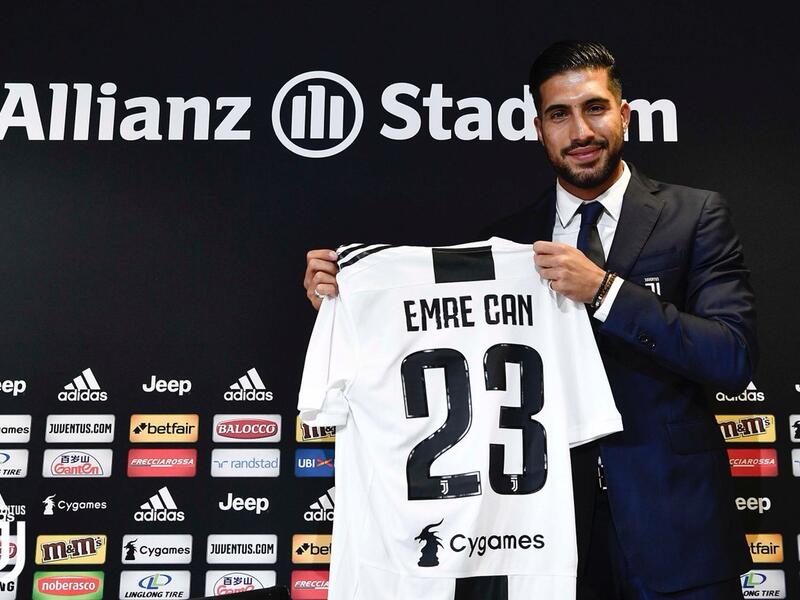لاعب الوسط الألماني إيمري تشان (يوفنتوس) ويتقاضى 5 ملايين يورو سنوياً.