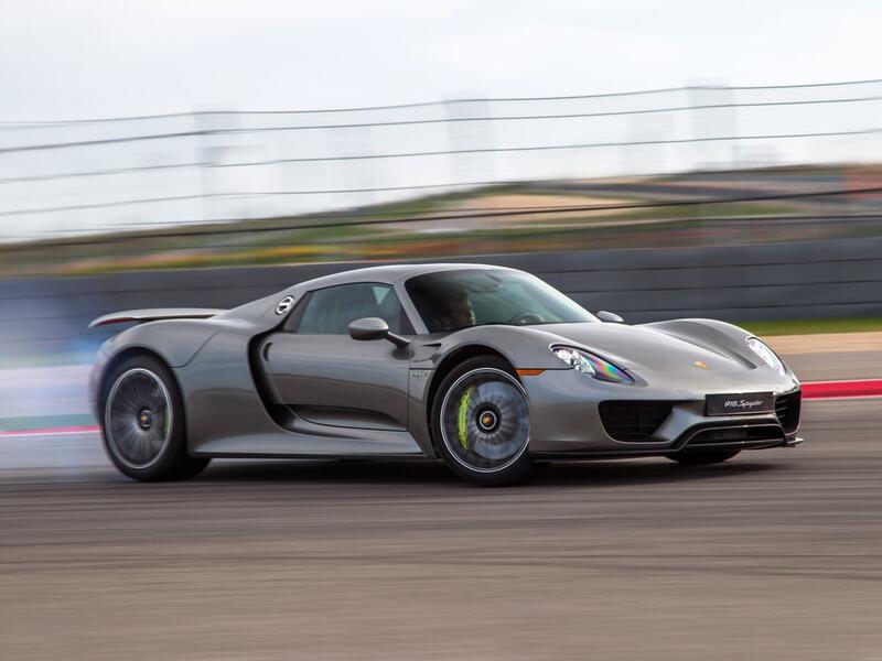 بورشيه 918 سبايدر (Porsche 918 Spyder)