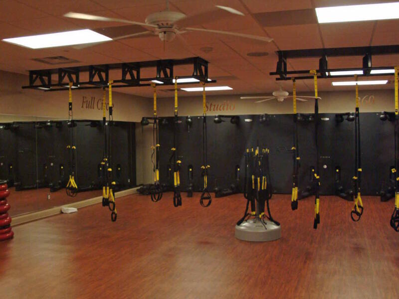 3- نادي ذا هيوستونيان في هيوستن (The Houstonian Club) وتصل قيمة اشتراكه إلى 24 ألف دولار سنوياً.