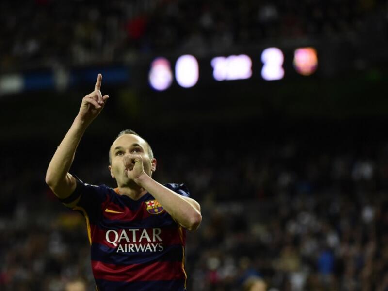 9- لاعب الوسط الإسباني أندريس إنييستا (برشلونة): 21.5 مليون يورو سنوياً (راتب: 15 مليون، مكافآت: 2 مليون، عوائد أخرى: 4.5 مليون).