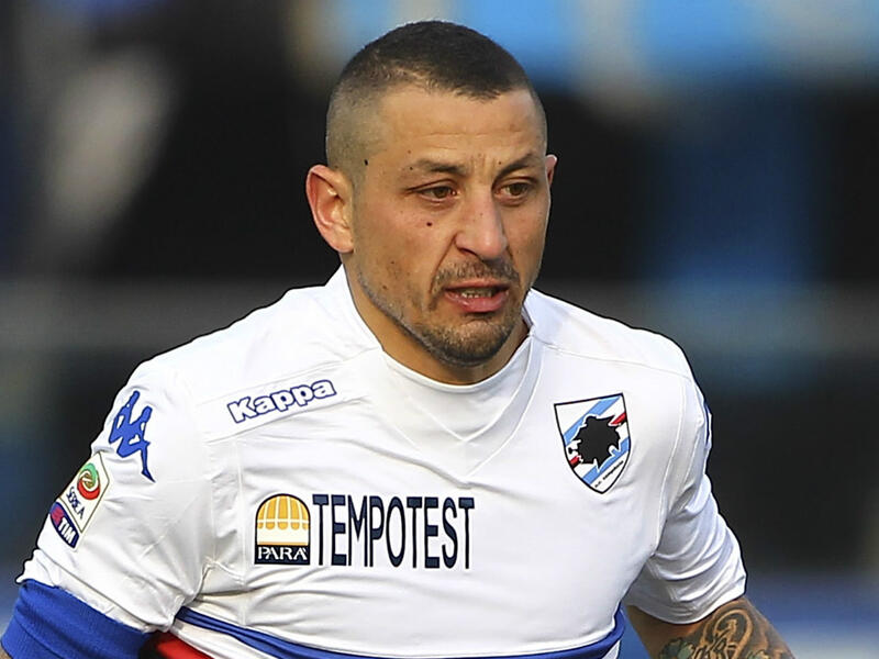 لاعب الوسط الإيطالي أنجيلو بالومبو: لعب في صفوف سامبدوريا 14 عاماً ونصف حتى الآن.