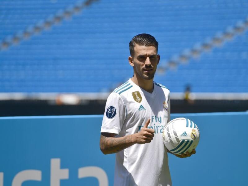 لاعب الوسط الإسباني داني سيبايوس: من ريال بيتيس إلى ريال مدريد مقابل 18 مليون يورو.