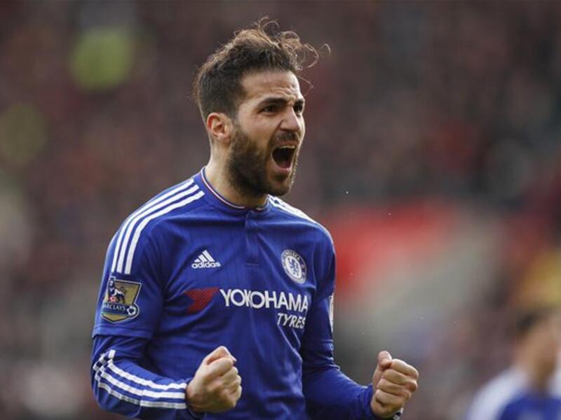 لاعب الوسط الإسباني سيسك فابريغاس (تشلسي): يتقاضى 21 مليون دولار سنوياً من ضمنها راتب سنوي بقيمة 16 مليون دولار.