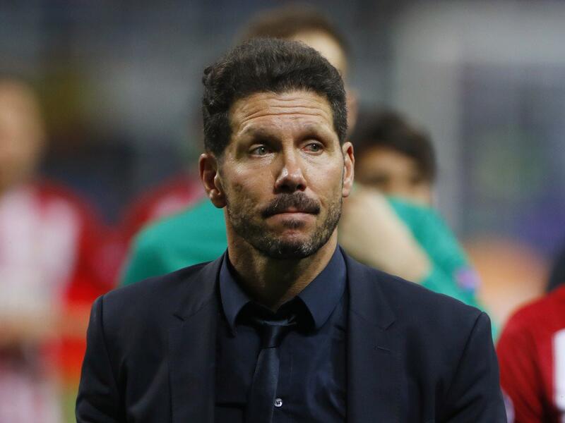 المركز الأول: الأرجنتيني دييغو سيموني (أتلتيكو مدريد) ويتقاضى 24 مليون يورو سنوياً.