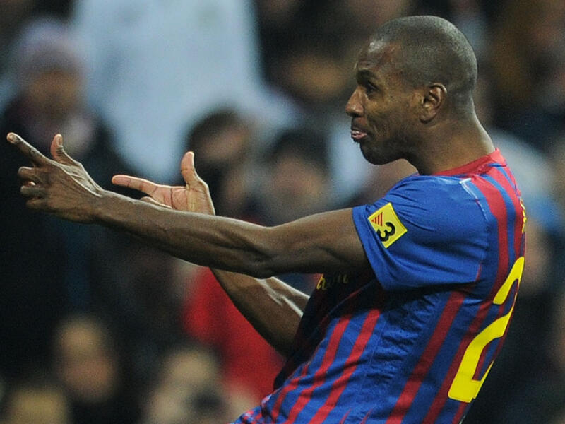 الظهير الفرنسي المعتزل إيريك أبيدال: اعتنق الإسلام عام 2007 بعد زواجه من الجزائرية حياة كبير، أكد أن إيمانه الكبير ساعده في التغلب على مرض السرطان الذي عانى منه عام 2011.