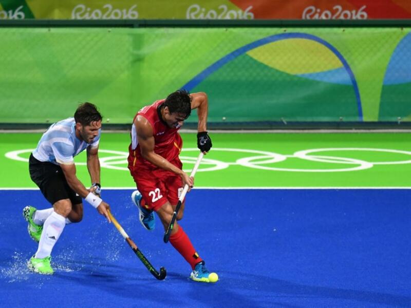 3- الهوكي: يتابعها حوالي مليارا نسمة حول العالم في أوروبا وإفريقيا وآسيا واستراليا.