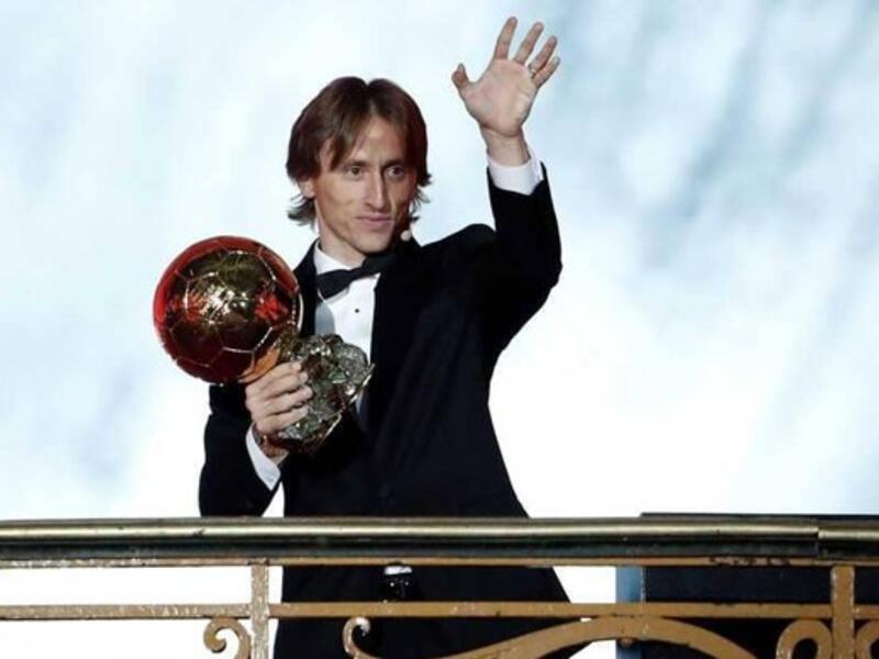 المركز الأول: لاعب الوسط الكرواتي لوكا مودريتش (ريال مدريد)