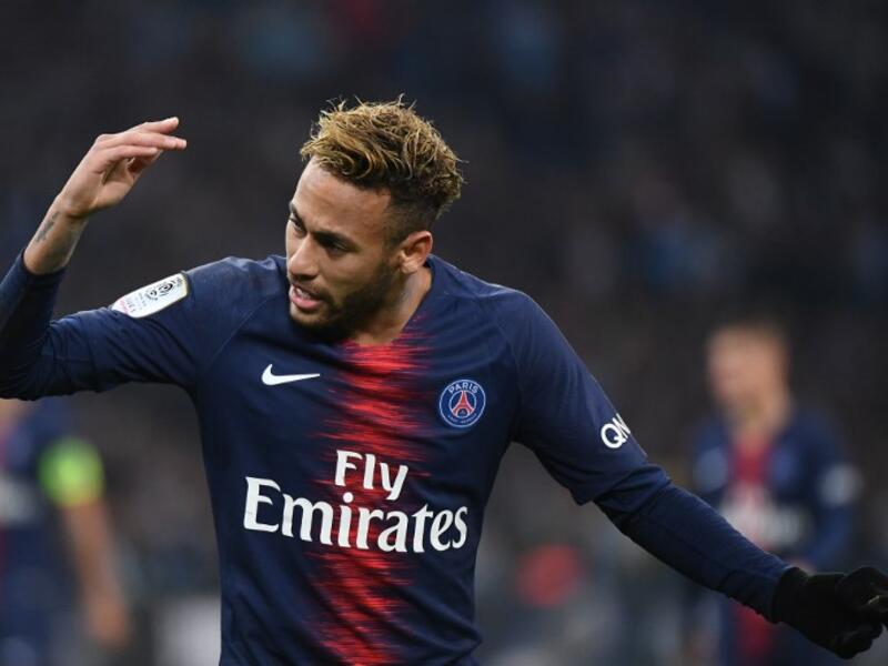 المركز الثالث: البرازيلي نيمار مهاجم باريس سان جيرمان بقيمة 197 مليون يورو