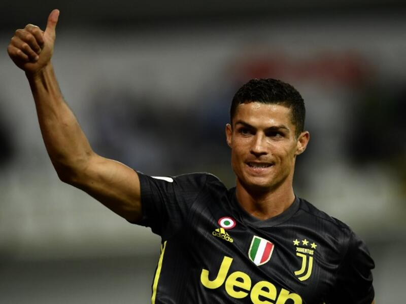 المركز الثاني: المهاجم البرتغالي كريستيانو رونالدو (ريال مدريد سابقاً ويوفنتوس حالياً) بنسبة 19.08%