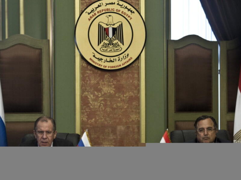 Egyptian Foreign Minister Nabil Fahmi ( and his Russian counterpart Sergey Lavrov give a press conference on November 14, 2013 in the Egyptian capital, Cairo. Sergei Lavrov and Russian Defence Minister Sergei Shoigu hold talks with Egyptian counterparts on weapons sales and political relations during an official visit. [AFP]