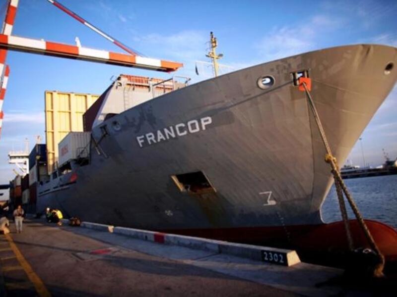 The agreement will allow the two companies to share a global network of shipment operations