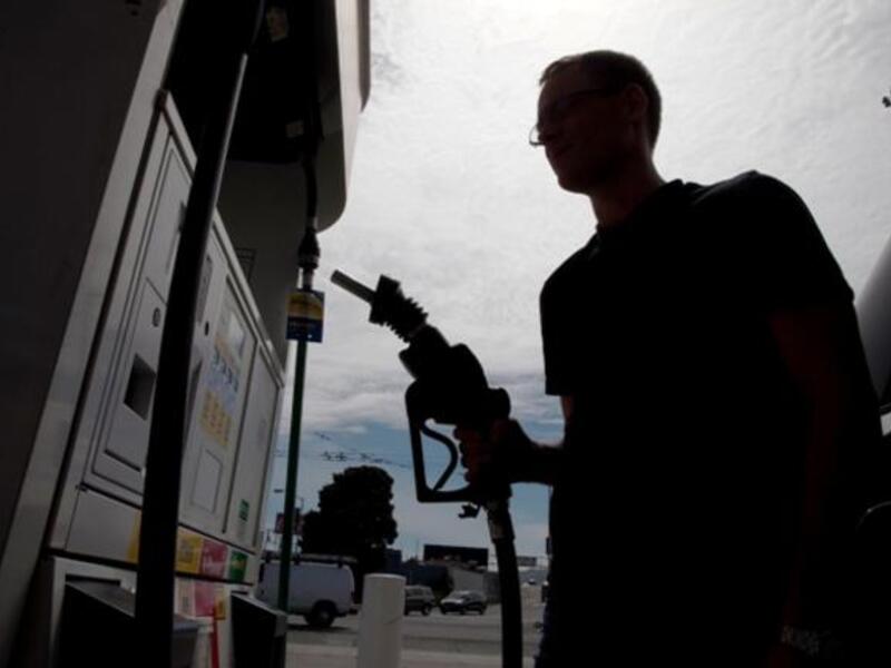 Gas stations owners have been complaining for several months that the quantities of oil derivatives arrive to stations are less than the ordered and paid for quantities