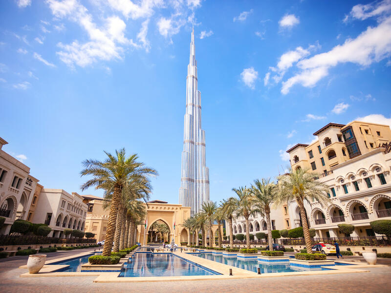 If you find yourself living on one of the top floors of the world's tallest tower, be prepared for slightly longer fasting times, says Dubai's Grand Mufti. (Shutterstock)