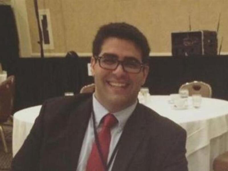 Police questioned Makhzooni about why he was speaking Arabic in "today's political climate." (Twitter)