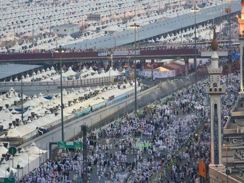 Over than 2 Million people had begun their journey of Hajj in Saudi Arabai. (Twitter)